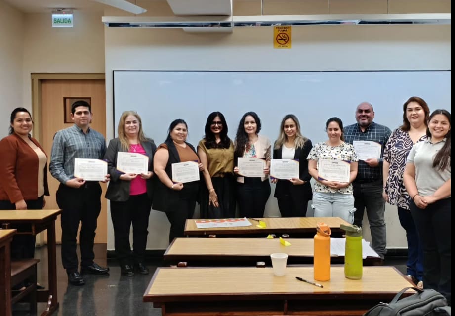 Grupo de participantes en el aula — edición anterior